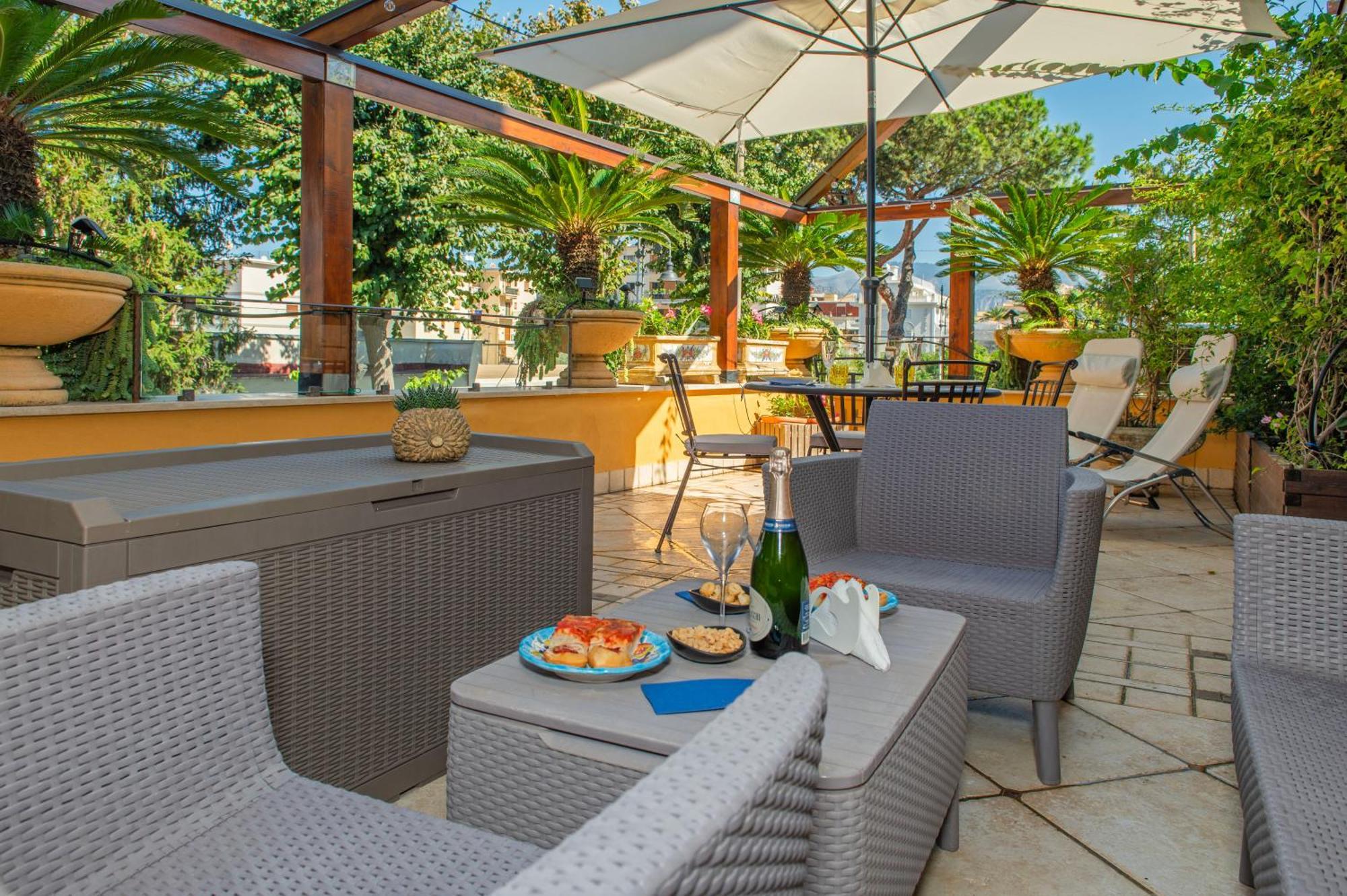 مبيت وإفطار Relais Sorrento Terrace And Relax المظهر الخارجي الصورة